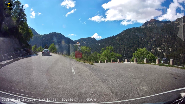 Bild: Wohnmobilreise in die Hochpyrenäen hier Fahrt Pass Col Cap de Long 