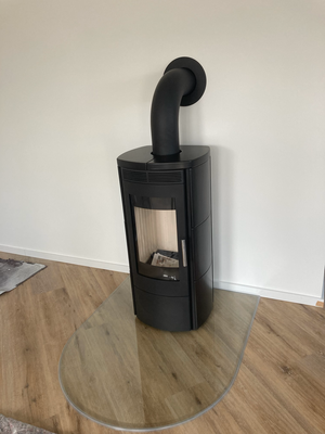 Kleiner Kaminofen mit Feinstaubfilter Velten