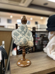 ネックレスいろいろ（580円～）    