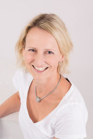 Portrait Ergotherapeutin Aline Kaeubler-Bellmann