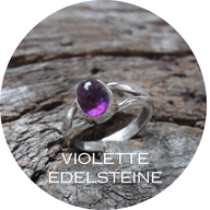 Ringe mit violetten Edelstein