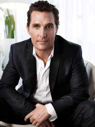 Matthew McConaughey, Mercure opposé Saturne, maisons VI/XI.