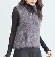 やわらかシャギー ニットベスト（パール付き）  4,290円→1,980円(税込)   
