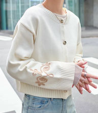 コード刺繍ニットカーデ  フォーユー価格　3,980円(税込)   