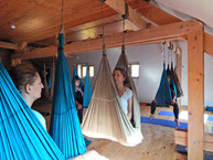 stage yoga aérien, yoga suspendu www.jyoti-yogi.com