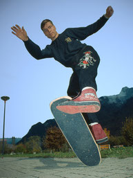 No-Hand 50/50, Guenter Mokulys. Skateboardbusiness.de