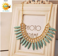 COLLAR VERDE - DORADO - 8,50€.