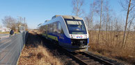 Alstom Coradia LINT der evb aus dem Fahrzeugpool der Landesnahverkehrsgesellschaft Niedersachsen im Bahnhof Wremen, RB33 -> Cuxhaven