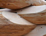 Naturstammhaus - Baumstammhaus - Eckverkämmung - Handarbeit - Bauen