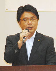 国連訪問を報告する砥板氏=12日夜、市健康福祉センター