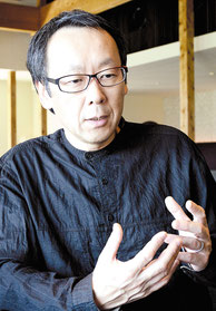 「竹富島の文化リゾートになりたい」と語った星野代表=1日午後、星のや竹富島