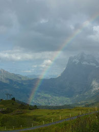 ヴェッターホルンに虹がかかる。