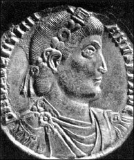 Kaiser Valentinian I. auf einer römischen Münze.