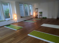 Pilatestraining Hamburg, Pilates in Rissen, Mattentraining Pilates Hamburg, Beckenbodentraining Hamburg, Pilates in Iserbrook, Pilates am Morgen Hamburg, Pilatesflow Hamburg, Pilates mit Marieke Heins, Pilates in Hamburgs Westen, Pilates für Frauen*