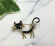 ブローチ　ネコ  990円→580円(税込)   タテ３cm×ヨコ４㎝