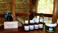 Massaggio, Oli essenziali naturali, Centro benessere, spa, Camiguin, Nypa Style Resort, Filippine,