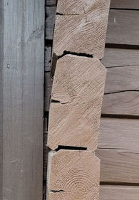 Dünne Bohlen aus rissanfälligem Vollholz
