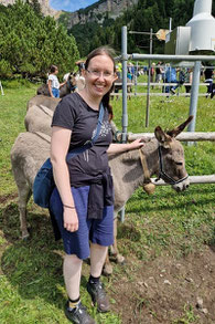 Birgit beim Eselfest in Liechtenstein