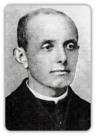 Figura 15 - Padre Aparicio, la prima persona ad aver avuto accesso al "segreto" scritto mano.