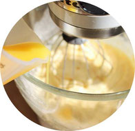 BIld: Rezept für Orangenkuchen, ein einfacher und leckerer Kuchen mit Orangensaft; gefunden auf www.partystories.de