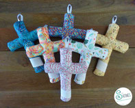 Croix en tissu personnalisable