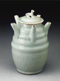 Wukou ping; 'Five-spouted' jar (Longquan ware, Song dynasty)