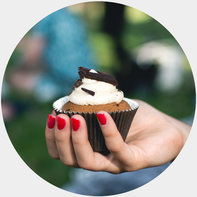 sweet-picnic-muffin-from-foodies-feed-picjumbo-com