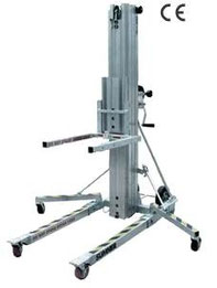 alquiler elevador material carga