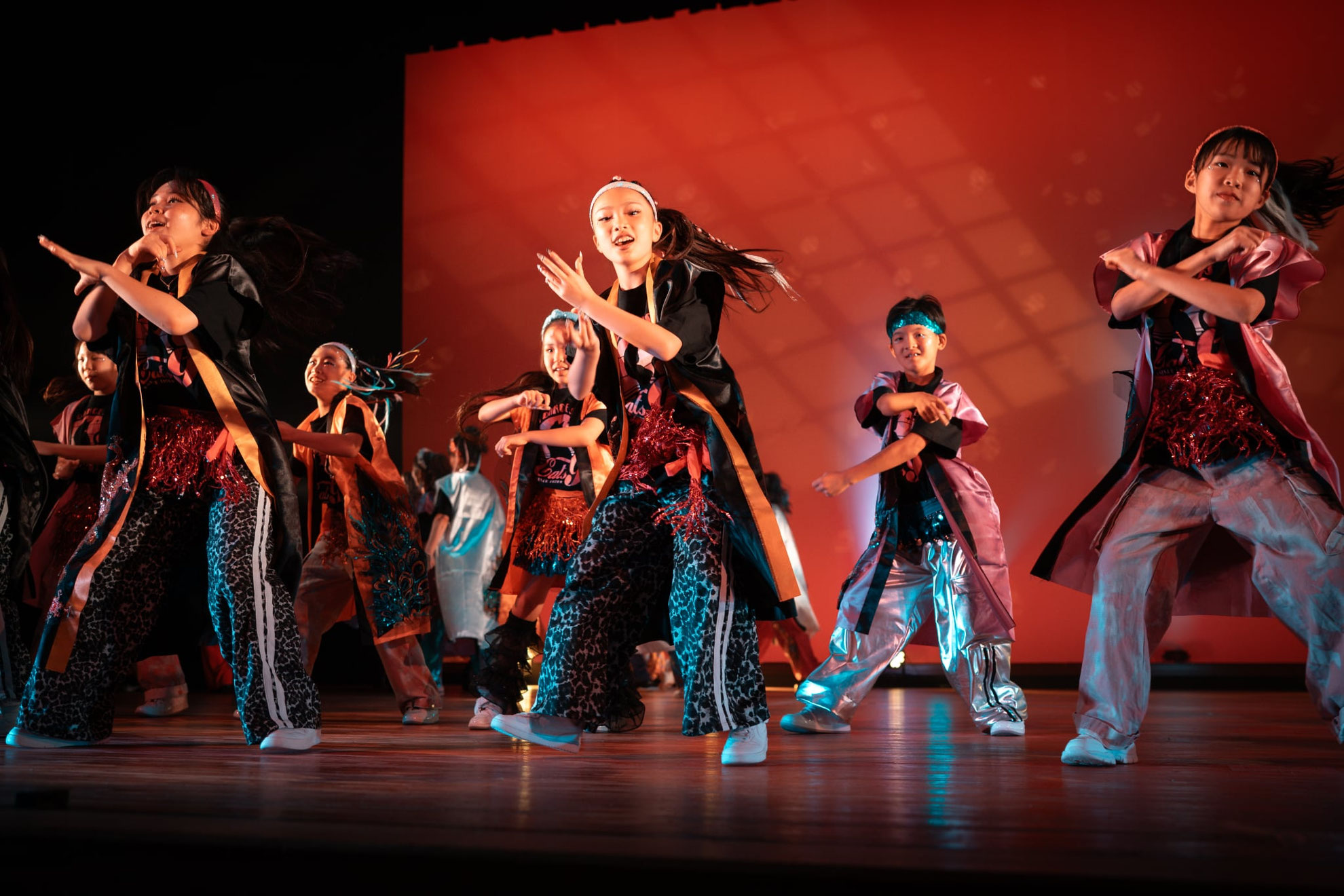 ダンスで輝きを！ - YAYOI DANCE STUDIO CATS9