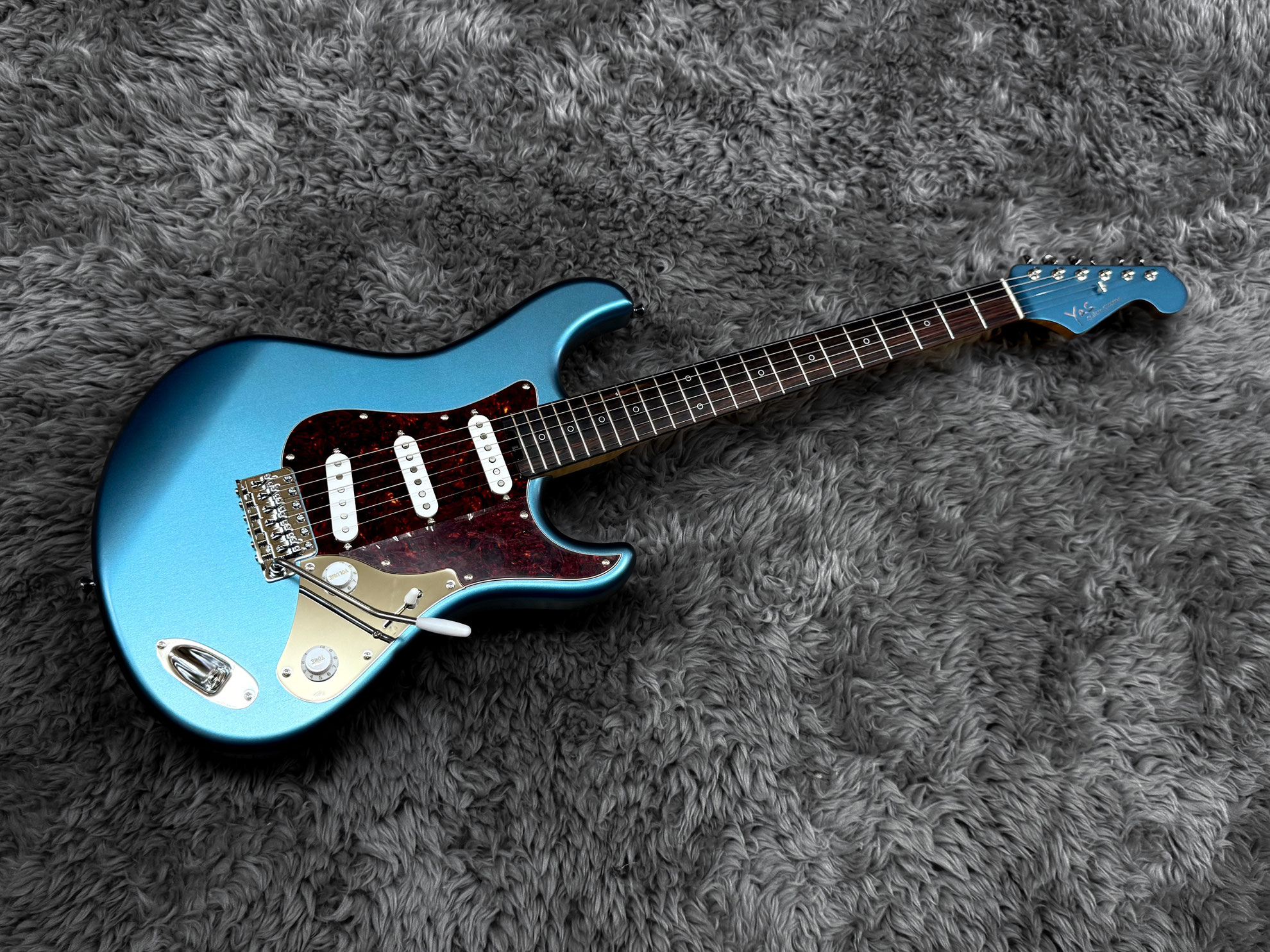 yosページ GUITARS & BASSES : オーダーメイドギター - 静岡のY.O.S.ギター工房