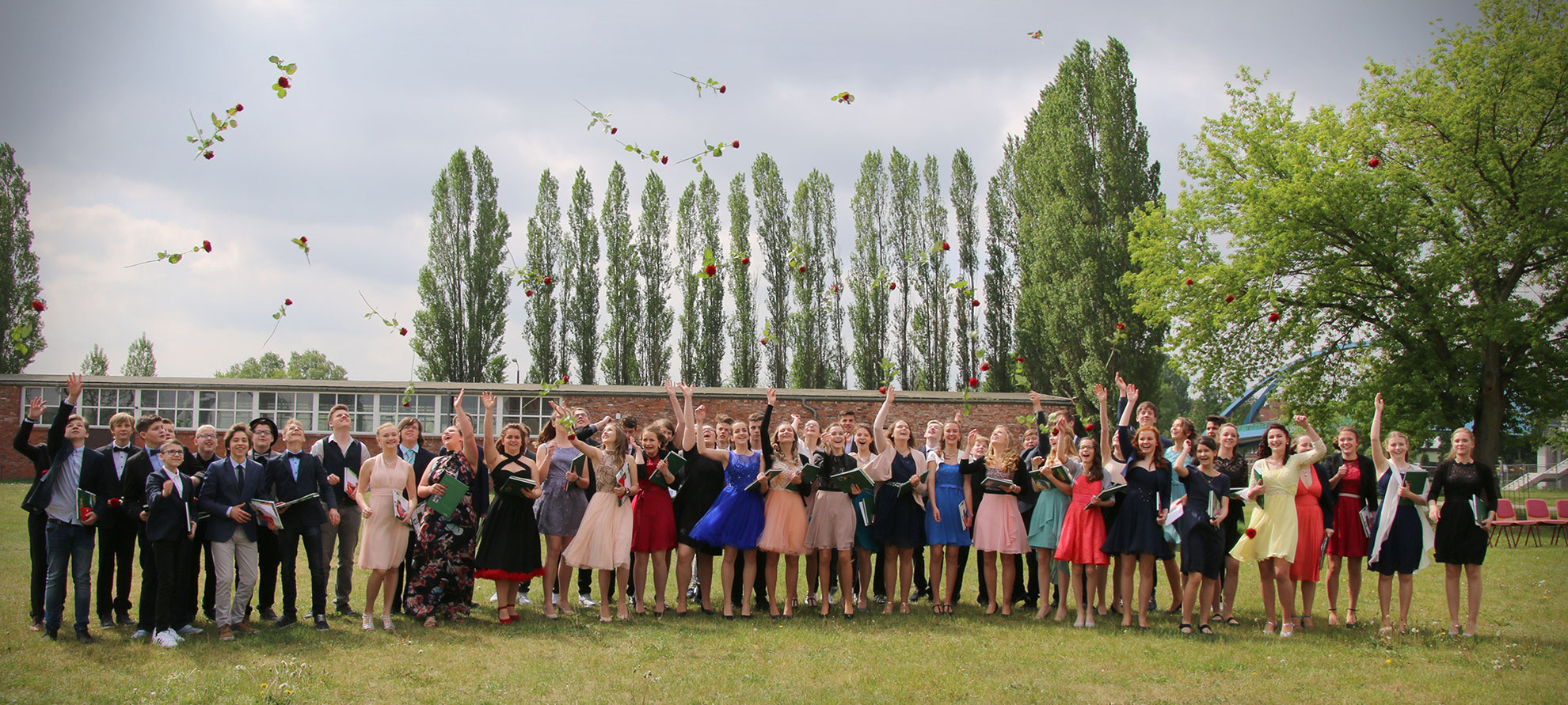 Datei Bundesarchiv Bild 183 1985 0324 002 Berlin Jugendweihe