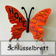 DIY Schmetterling Schlüsselbrett aus Sperrholz mit Handlettering verziert