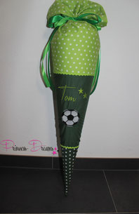 Personalisierte Fußball Schultüte mit Name zur Einschulung