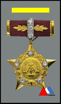 Vorderseite "Held der DDR" Gold (900) 1976-19**.