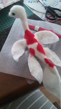 羊毛フェルト ドラゴン 作り方 金魚
