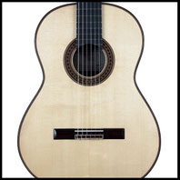 Antonis Hatzinikolaou, guitare classique 