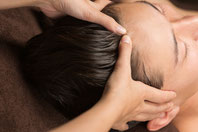 <img src="massage.jpg" alt="AKALANEWSこだわりの施術内容画像8">
