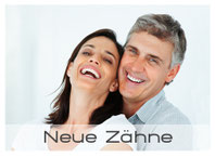 Zahnersatz aus Frankfurt für natürlich schöne und feste Zähne (© Yuri Arcurs - Fotolia.com)