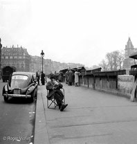 Bouquinistes en bord de Seine