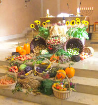Feldfrüchte zum Erntedankfest in St. Josef