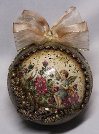 Dècoupage Geschenketui romantische Kugel zum Öffnen. 