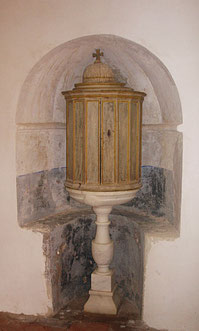 Lunghignano - Fonts baptismaux