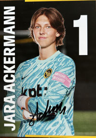 Jara Ackermann - YB Frauen