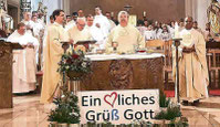 Die Eucharistie feierte Albert Hölzl mit den Mitbrüdern im Priesteramt.