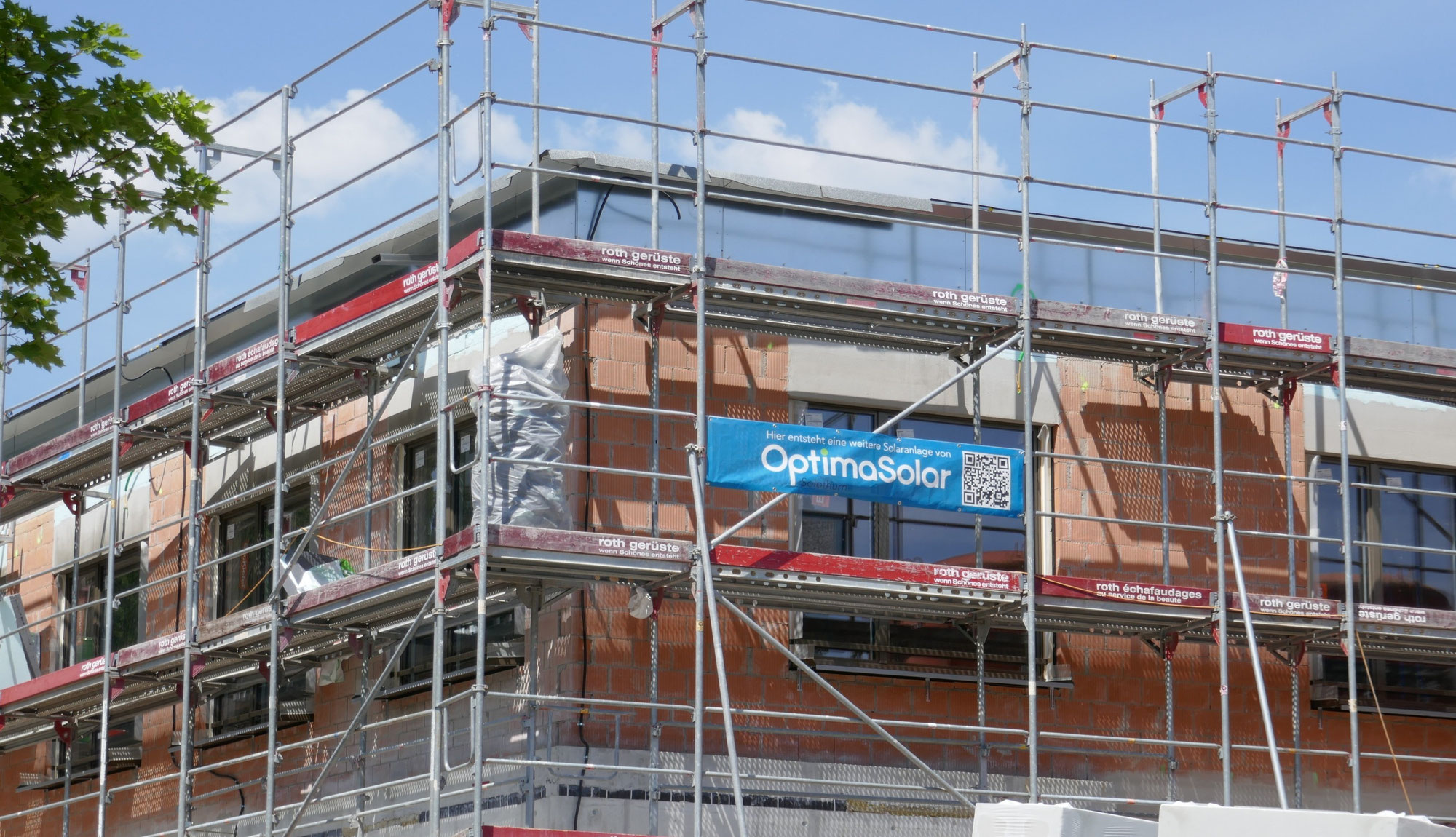 PV-Anlage und Batteriespeicher im Blumenhaus Buchegg