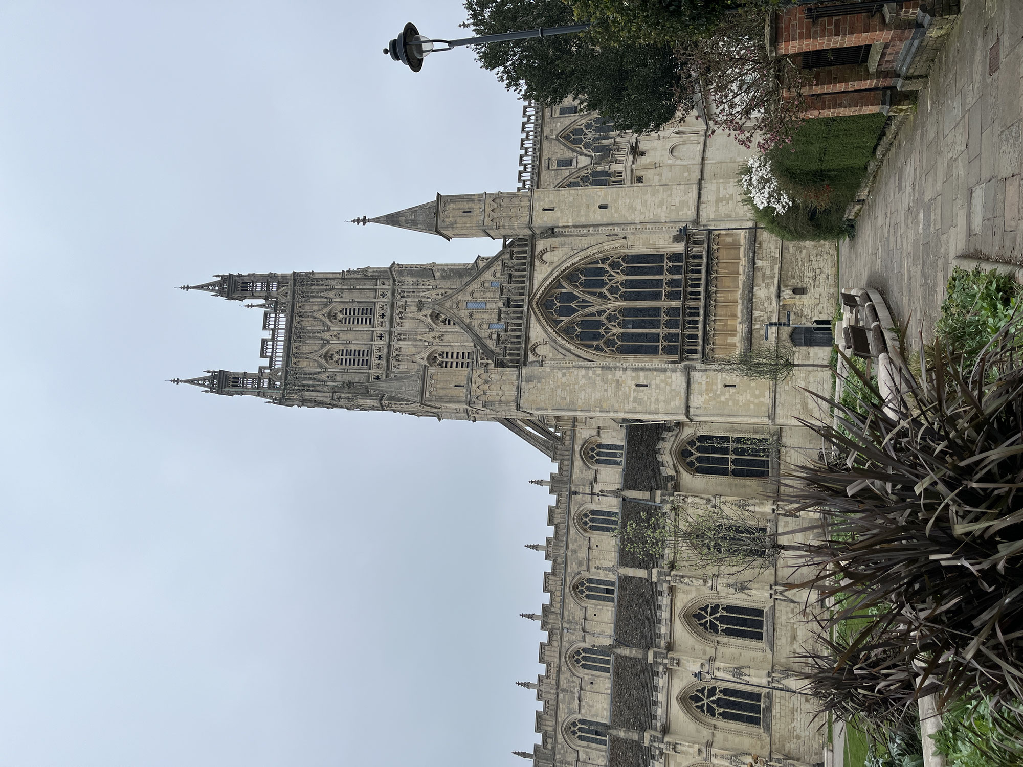 イギリスに来ています
