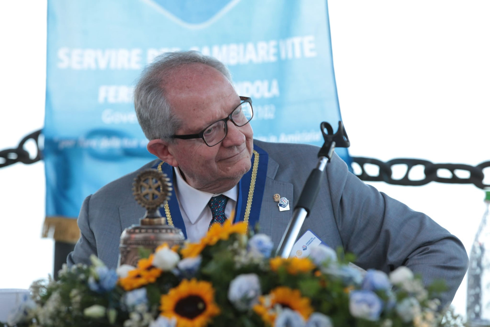 IL DISTRETTO ROTARY CALABRIA 2102 È UNA REALTÀ: GLI AUGURI DEL CLUB LOCALE AL GOVERNATORE AMENDOLA 