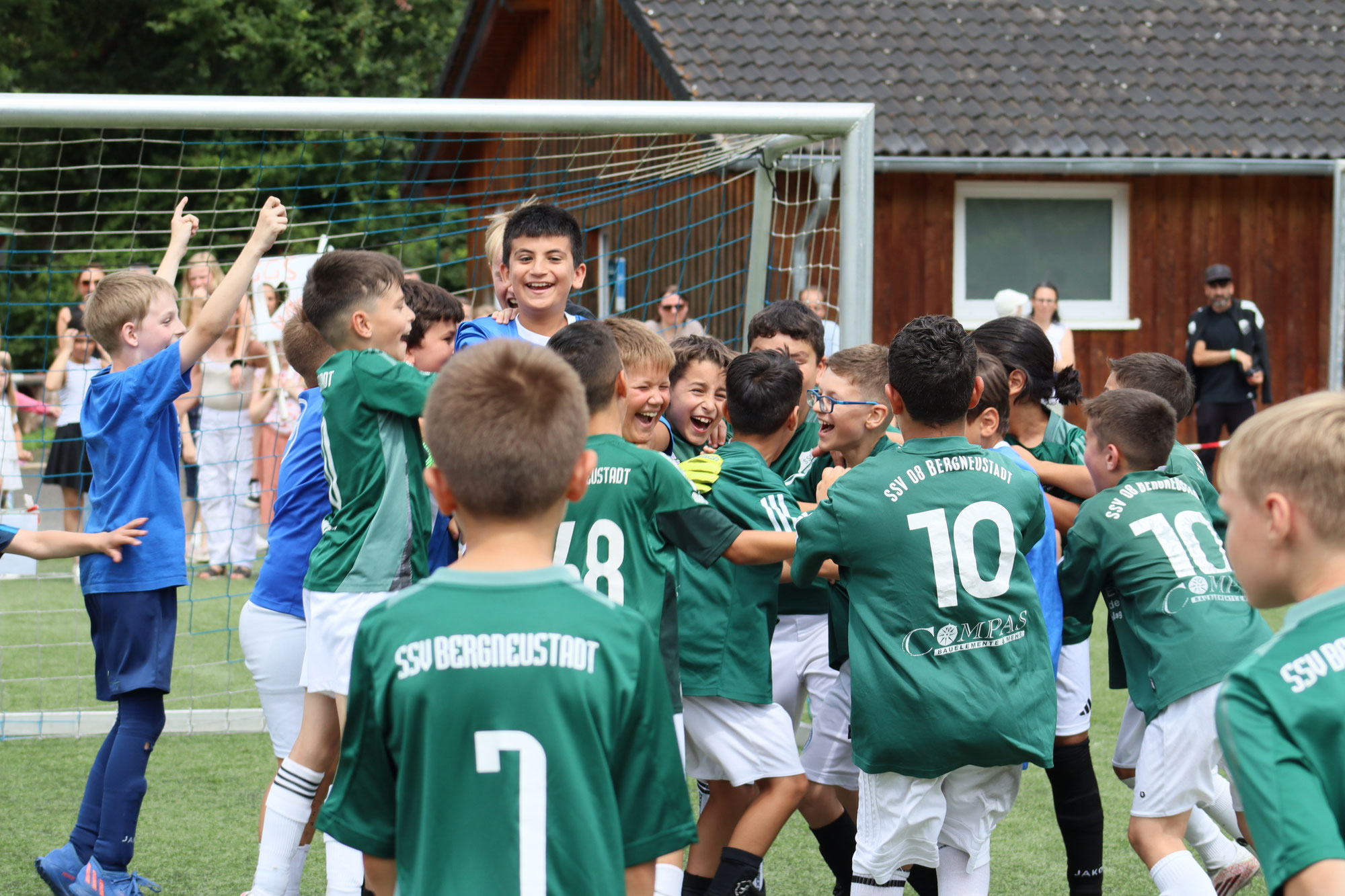Sonnenschule Auf dem Bursten gewinnt Bürger’s Backstuben Cup
