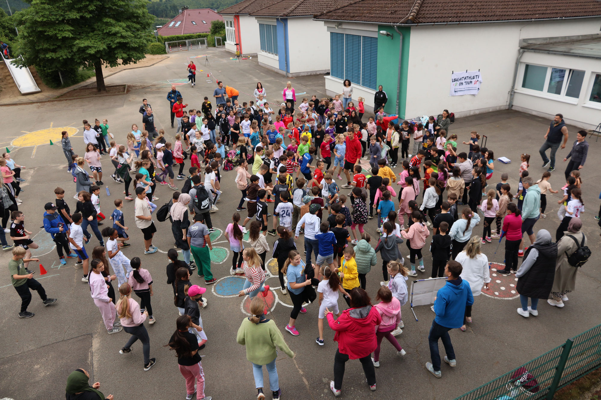 „Leichtathletik on Tour“ zu Gast an der Sonnenschule