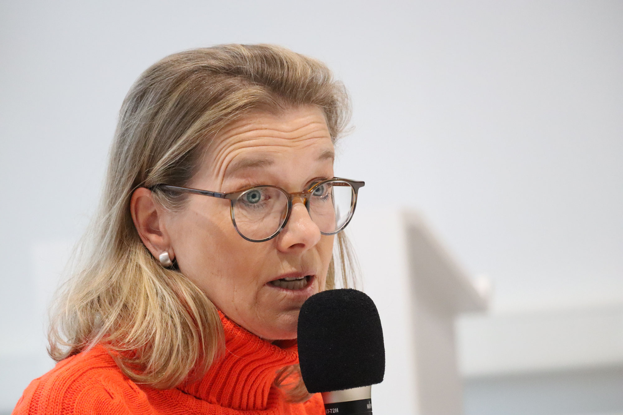 Federwelt-Interview: Vom Finden einer Erzählstimme
